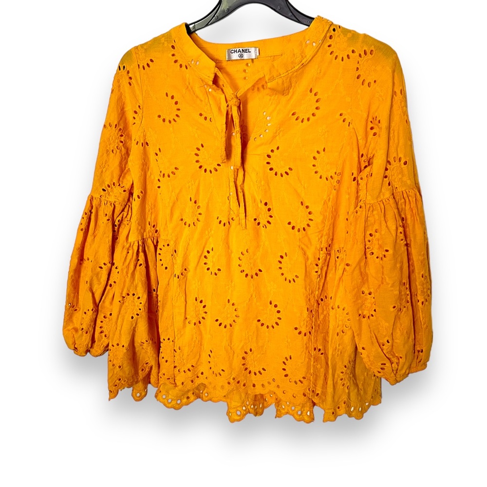 Eyelets lace balloon sleeve blouse